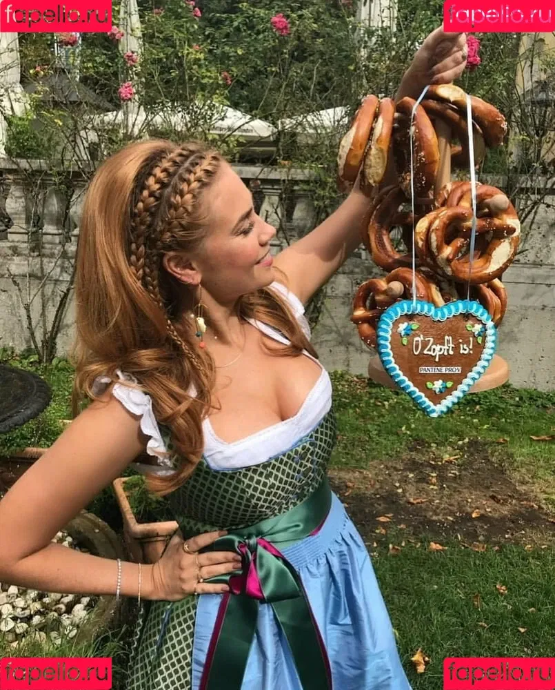 Palina Rojinski Onlyfans Photo Gallery 