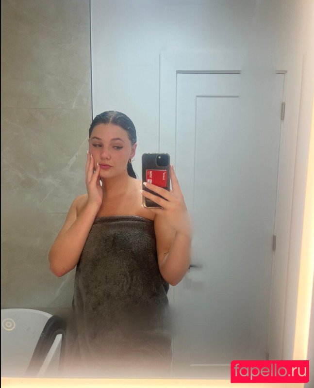Maddie Peveril Nude Onlyfans Photo 16