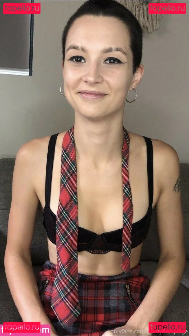 prettylittlepaige Onlyfans Photo Gallery 