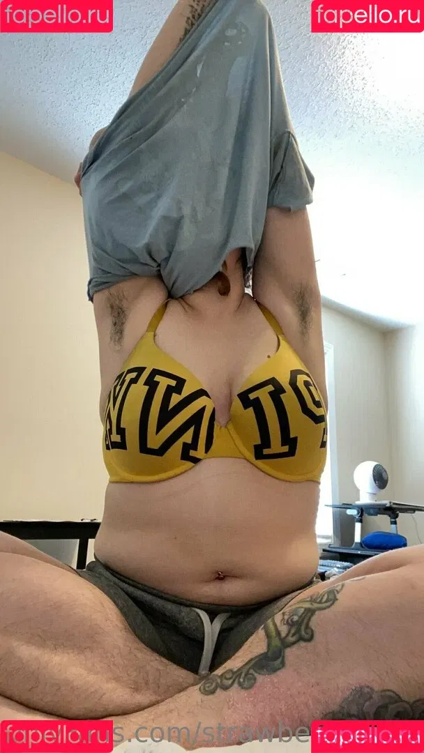 strawberryscales Onlyfans Photo Gallery 