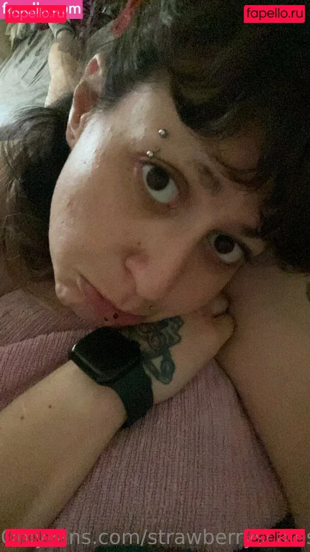 strawberryscales Onlyfans Photo Gallery 