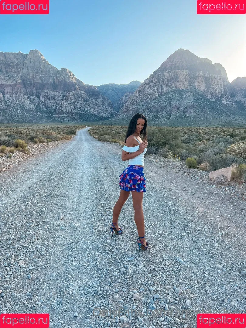 angelxdark Onlyfans Photo Gallery 