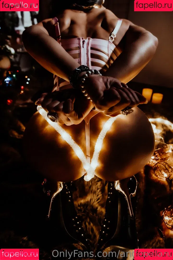 angelxdark Onlyfans Photo Gallery 
