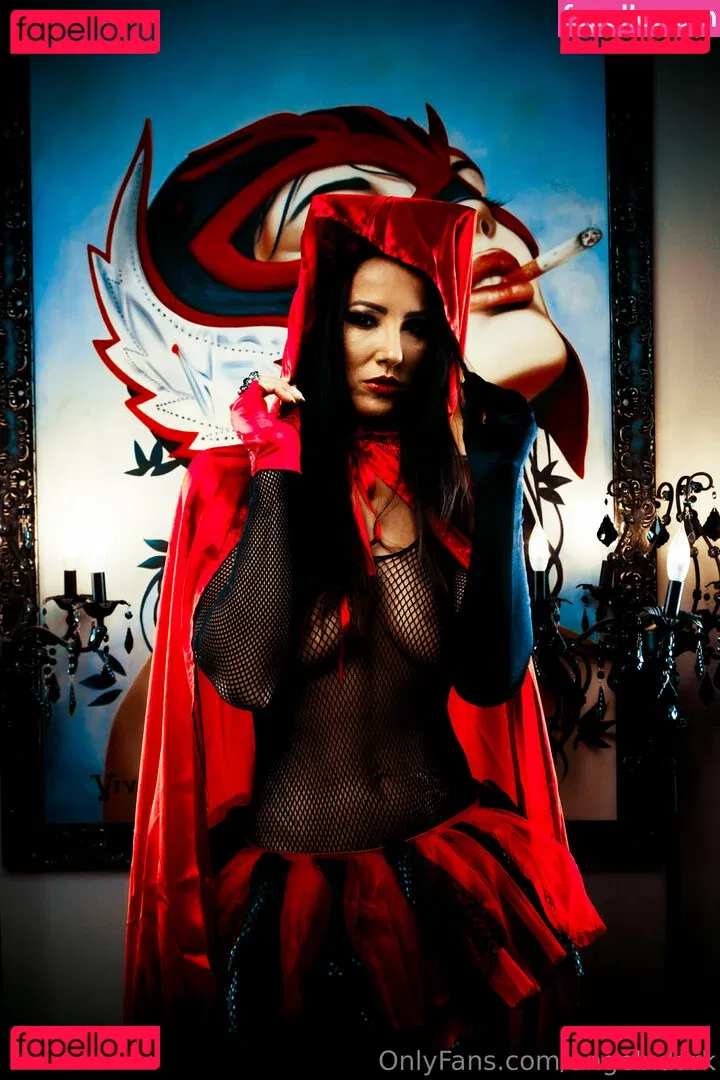 angelxdark Onlyfans Photo Gallery 