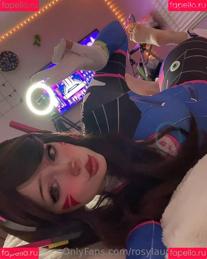 rosylaurenhours Onlyfans Photo Gallery 