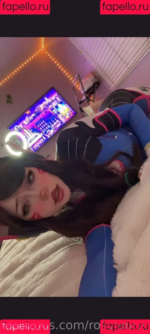 rosylaurenhours Onlyfans Photo Gallery 