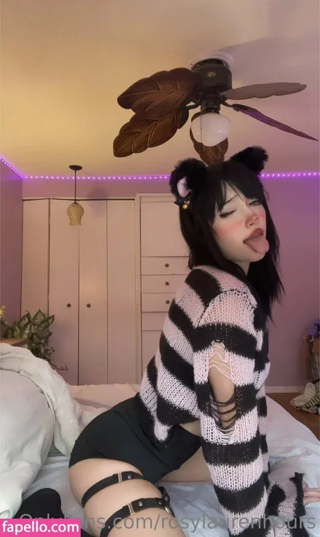 rosylaurenhours Onlyfans Photo Gallery 