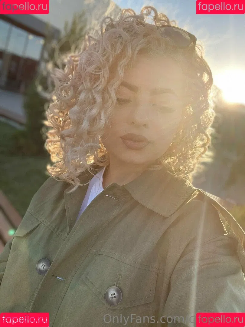 curly_lexi Onlyfans Photo Gallery 