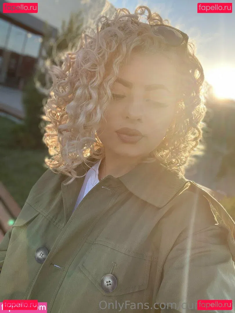 curly_lexi Onlyfans Photo Gallery 