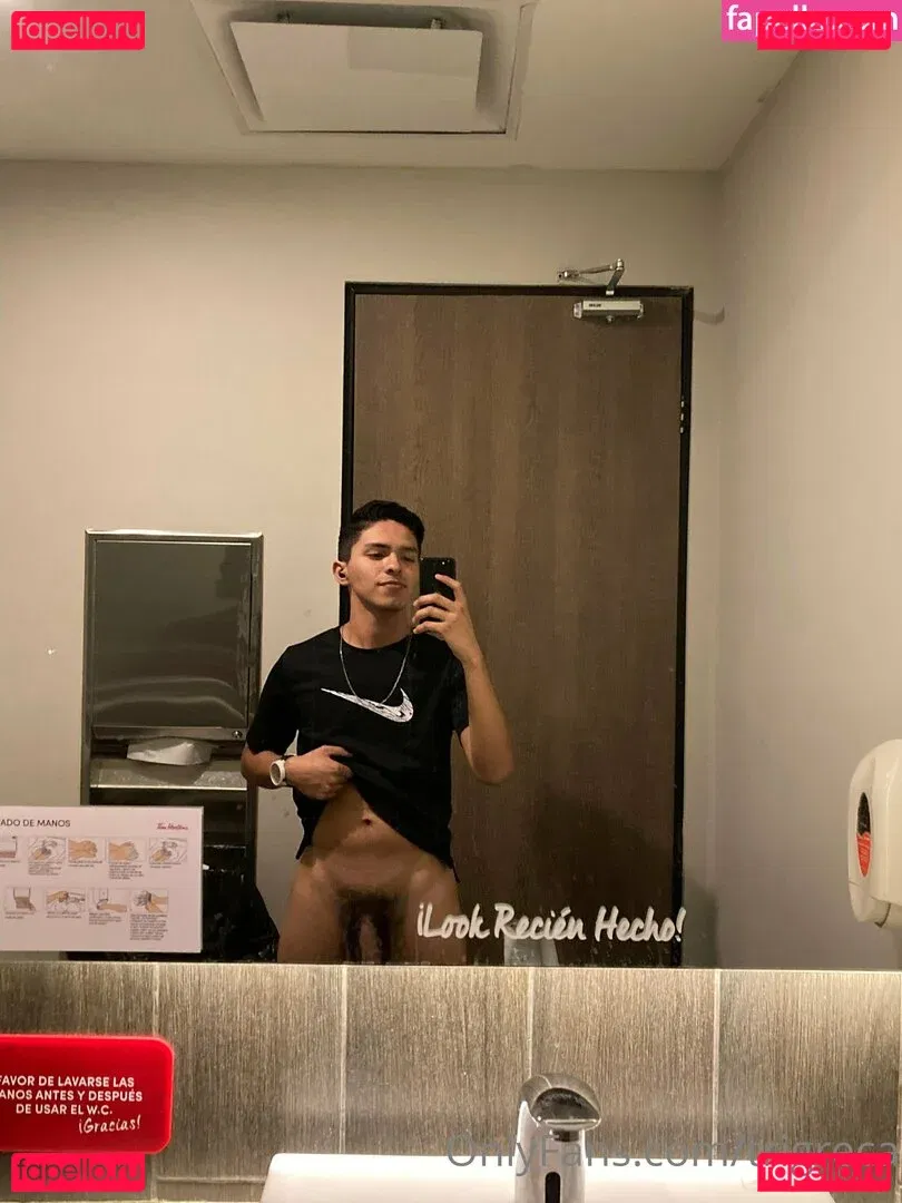 joanraay Onlyfans Photo Gallery 