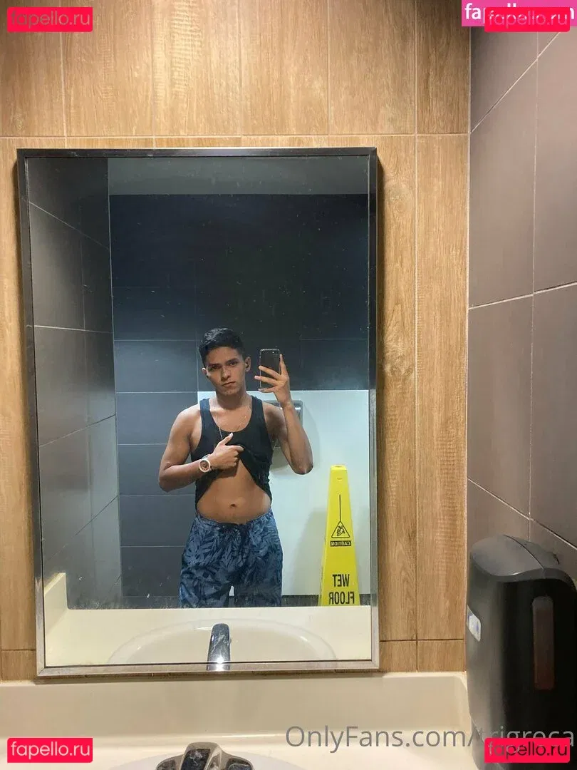 joanraay Onlyfans Photo Gallery 