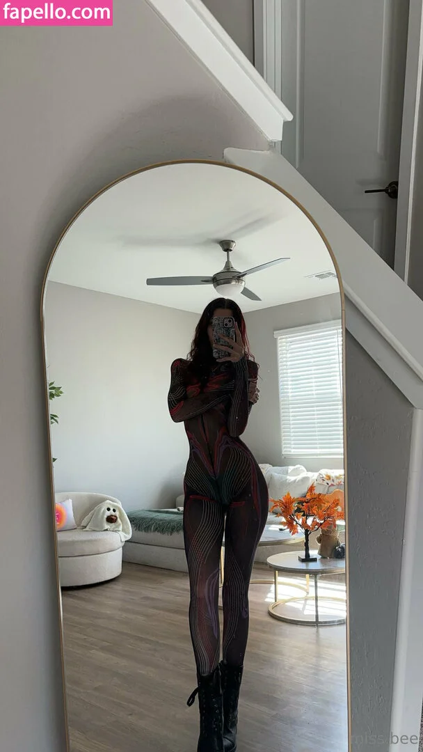 miss.xbee Onlyfans Photo Gallery 