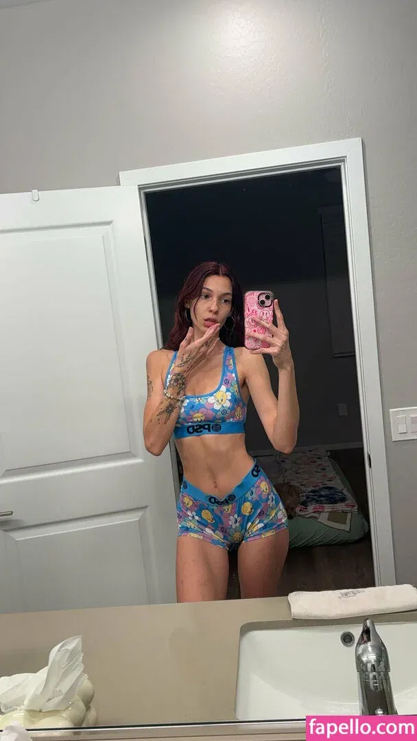 miss.xbee Onlyfans Photo Gallery 