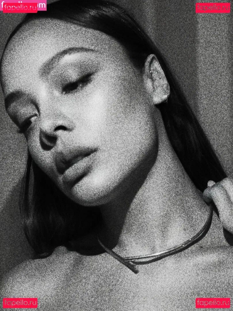 Tessa Thompson Onlyfans Photo Gallery 