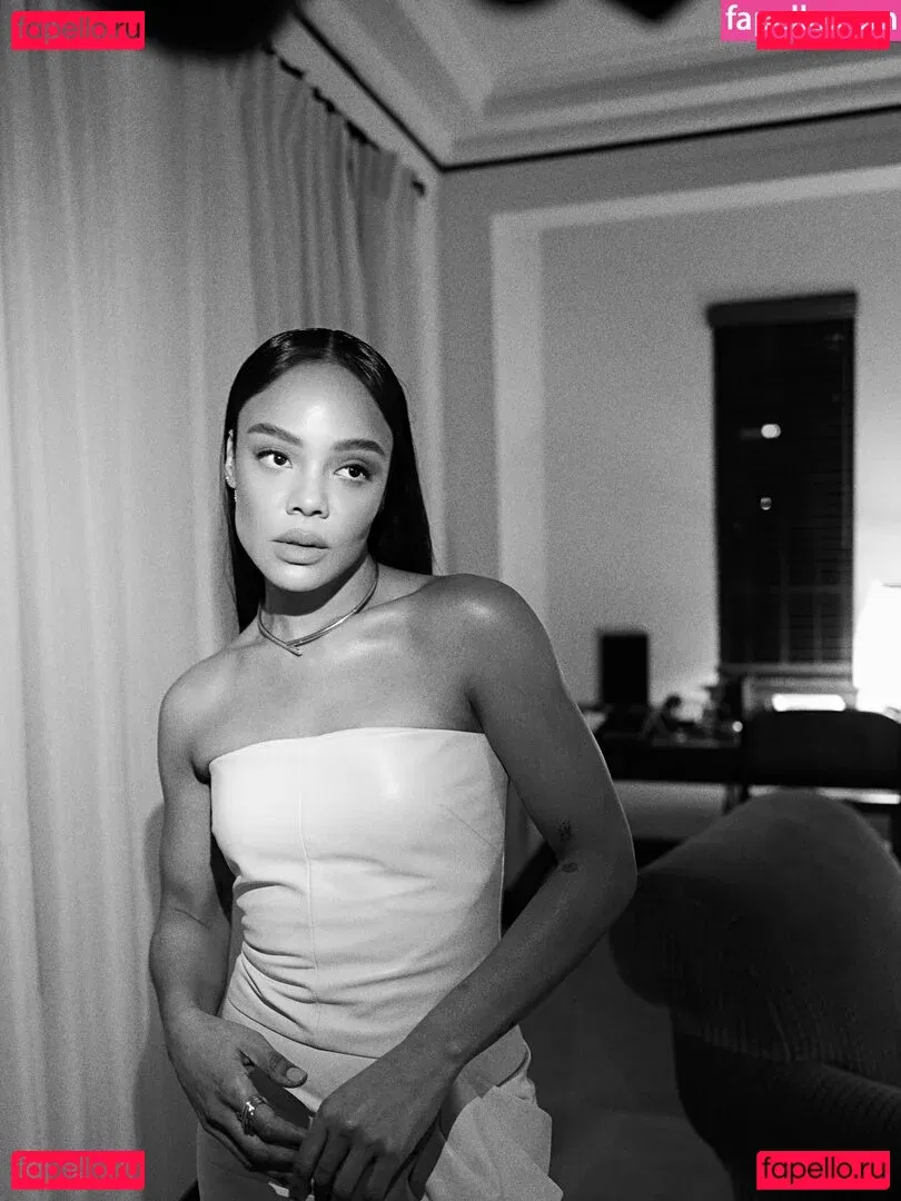 Tessa Thompson Onlyfans Photo Gallery 