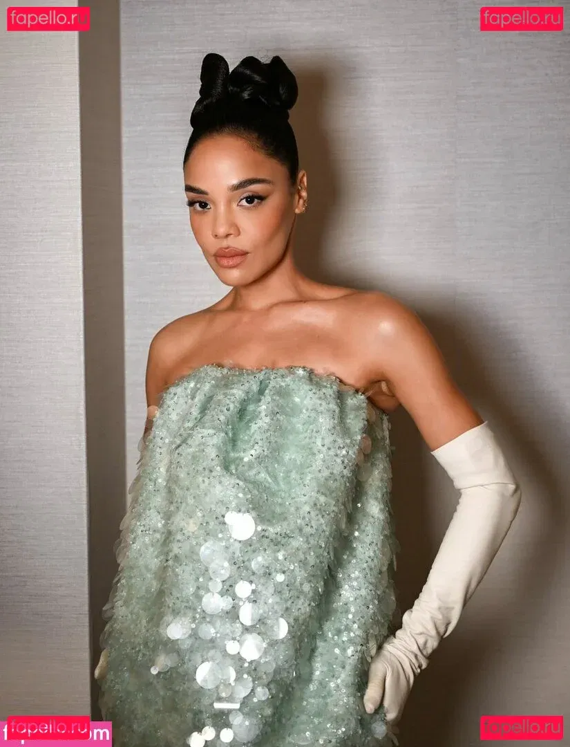 Tessa Thompson Onlyfans Photo Gallery 