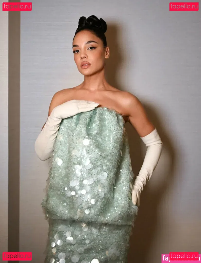 Tessa Thompson Onlyfans Photo Gallery 