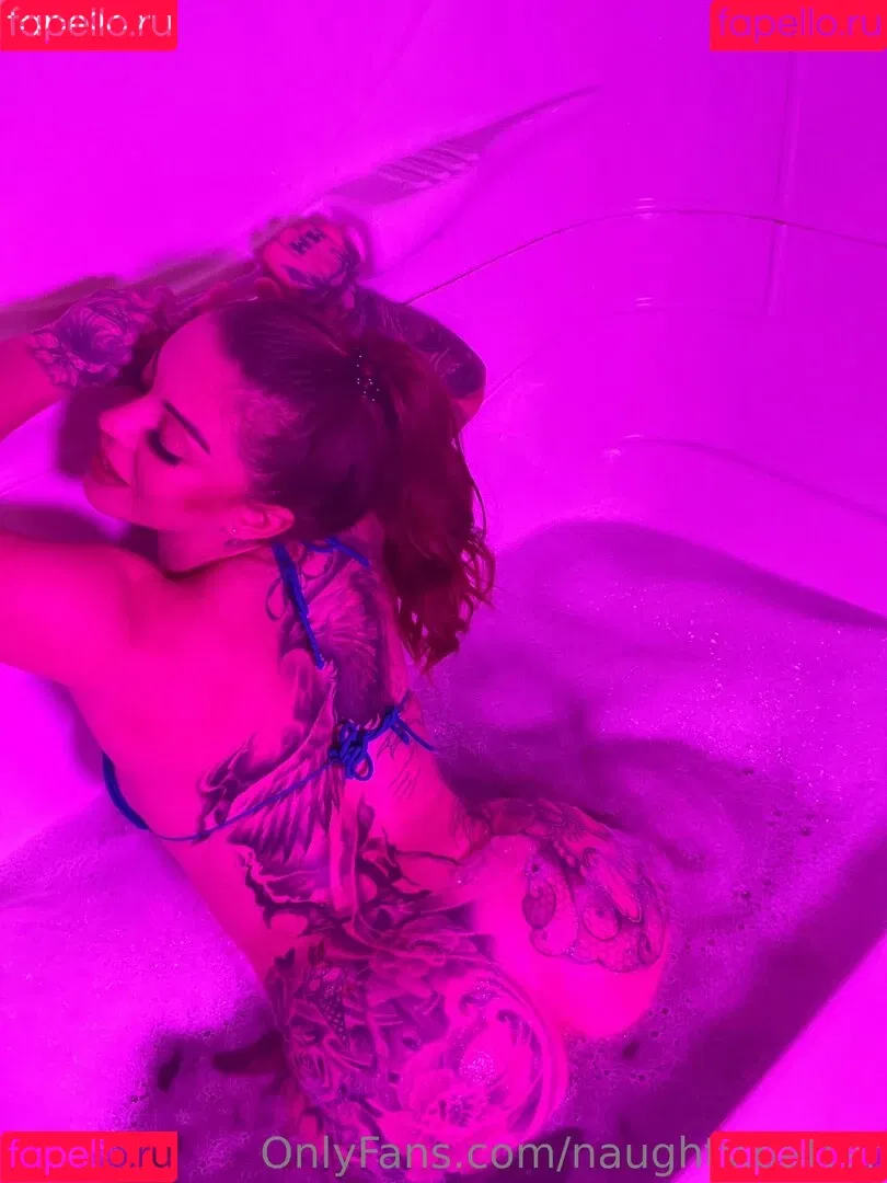 naughty.batter Onlyfans Photo Gallery 