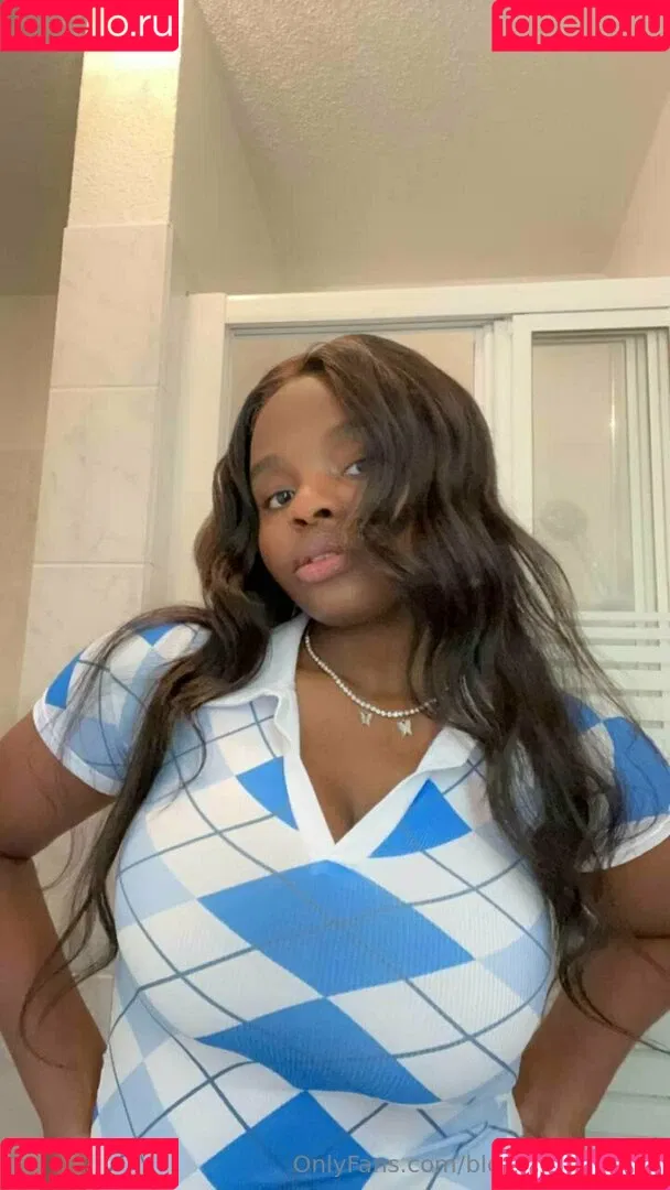 itsthalialove Onlyfans Photo Gallery 