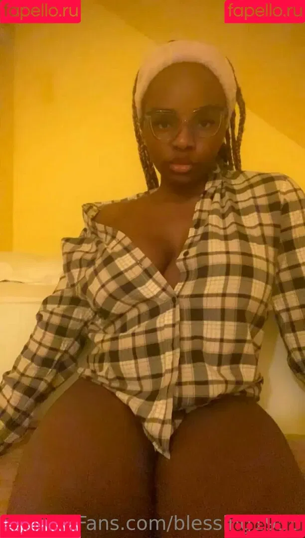 itsthalialove Onlyfans Photo Gallery 