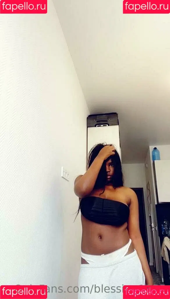 itsthalialove Onlyfans Photo Gallery 