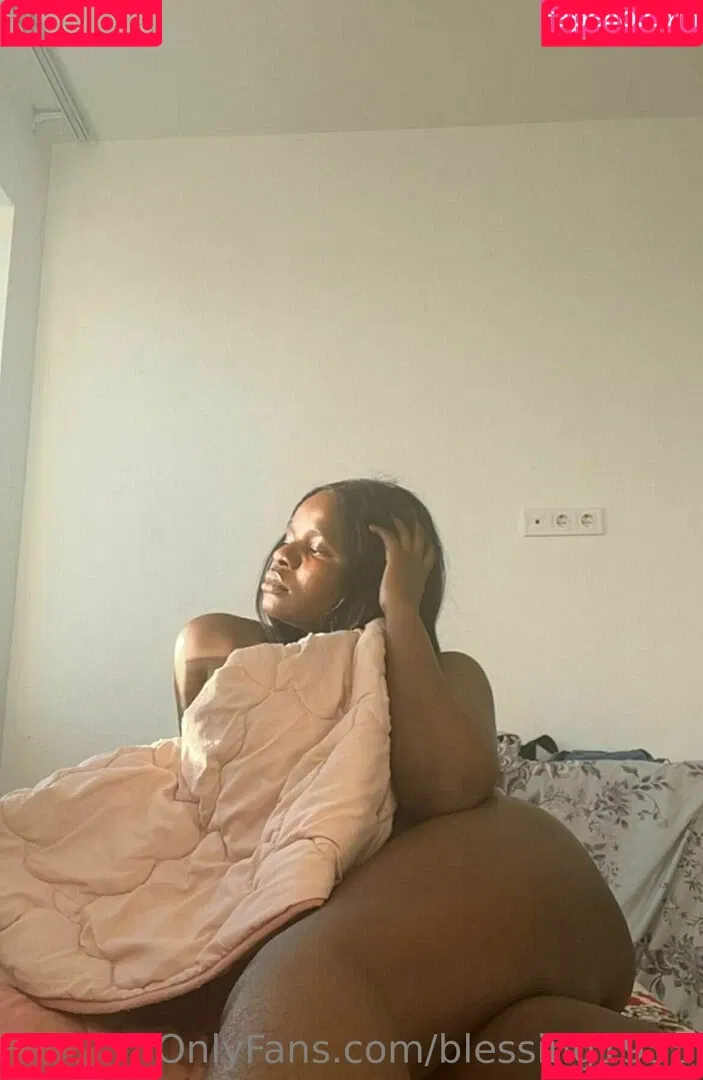 itsthalialove Onlyfans Photo Gallery 
