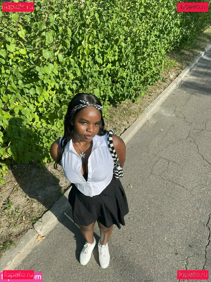 itsthalialove Onlyfans Photo Gallery 