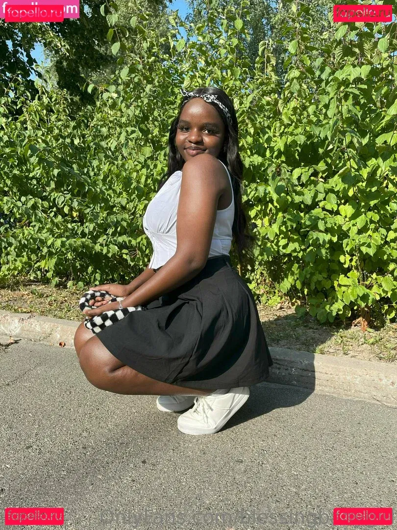 itsthalialove Onlyfans Photo Gallery 