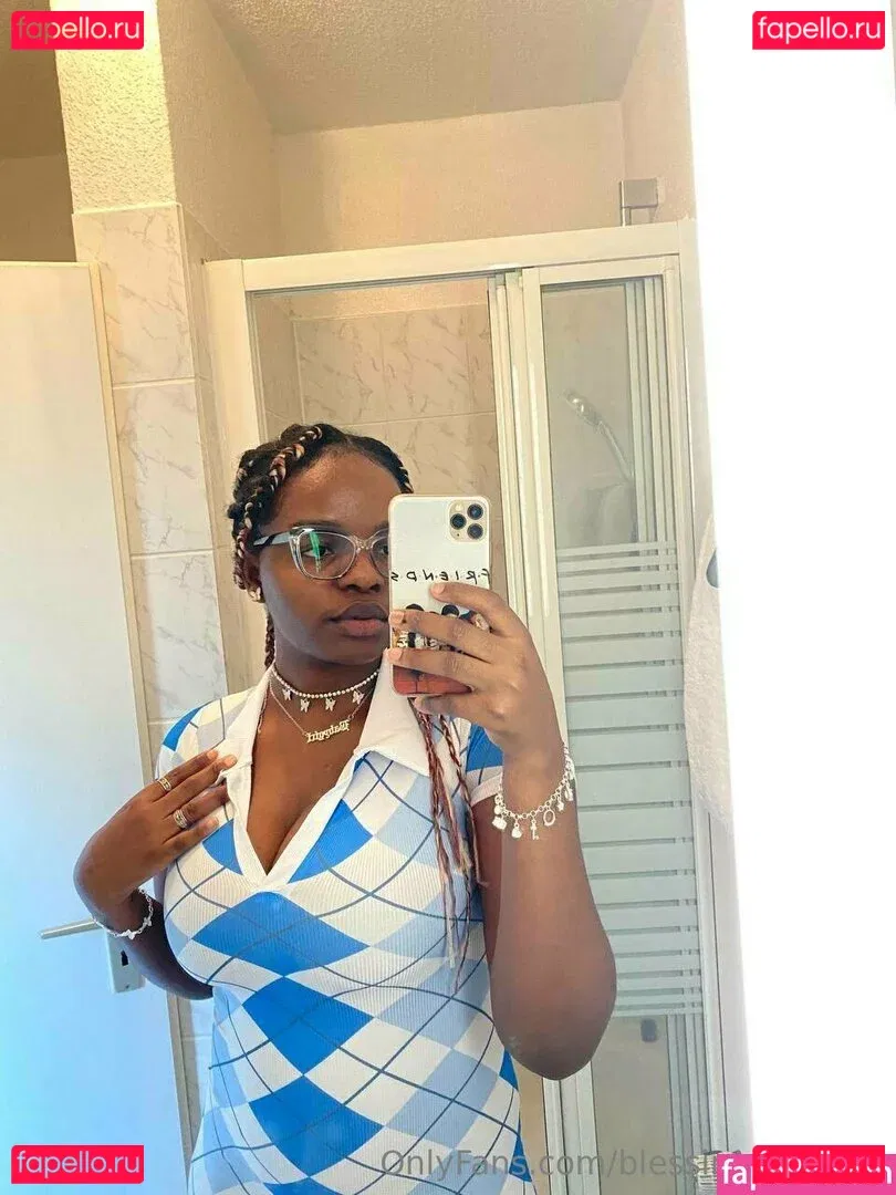 itsthalialove Onlyfans Photo Gallery 