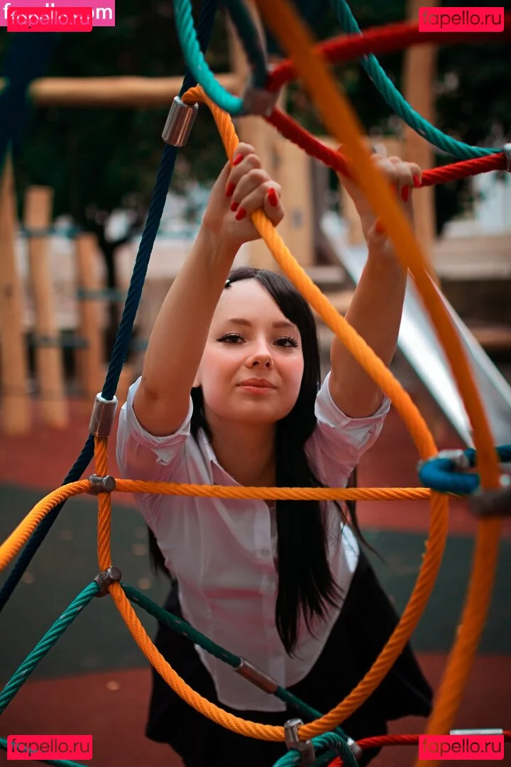 Kavaynayakote Onlyfans Photo Gallery 