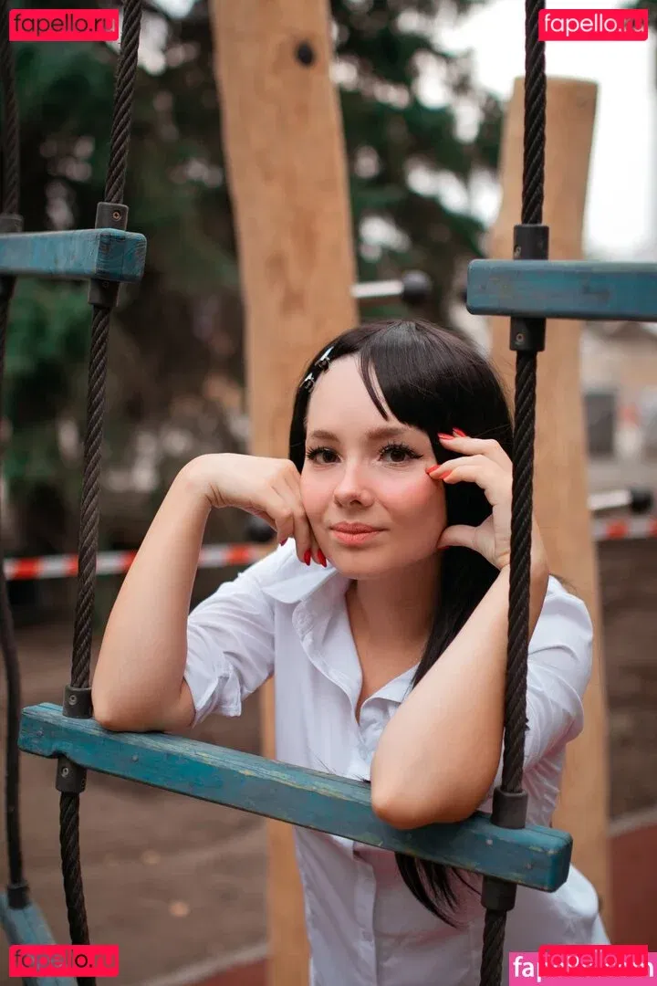 Kavaynayakote Onlyfans Photo Gallery 