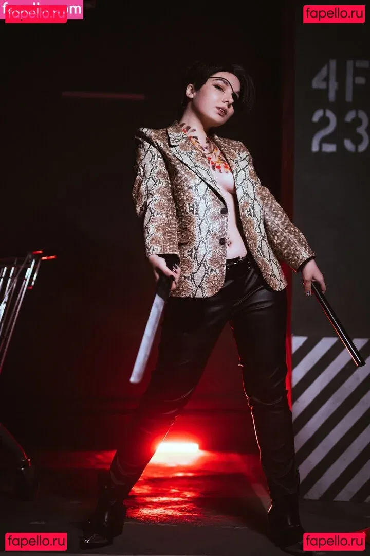 Kavaynayakote Onlyfans Photo Gallery 