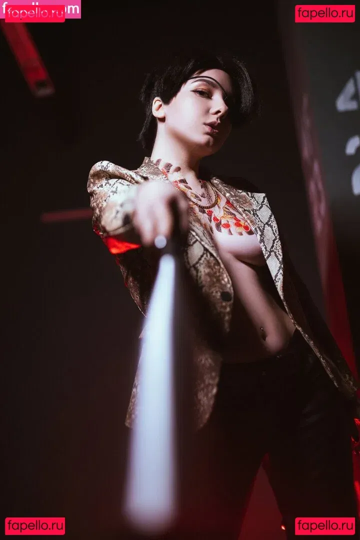 Kavaynayakote Onlyfans Photo Gallery 