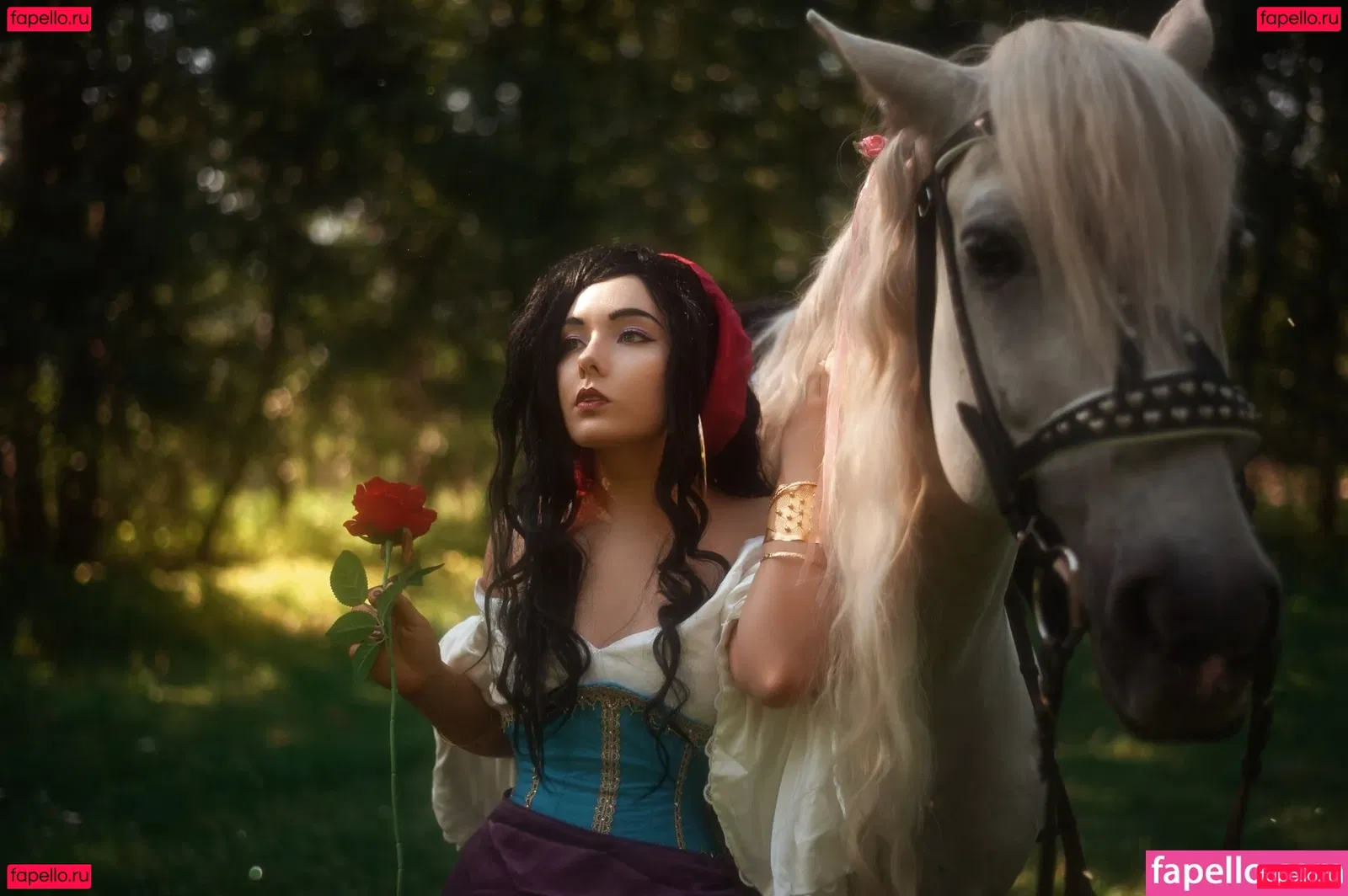 Kavaynayakote Onlyfans Photo Gallery 