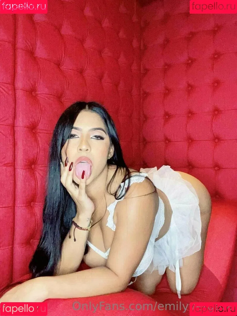 emilyvergara Onlyfans Photo Gallery 
