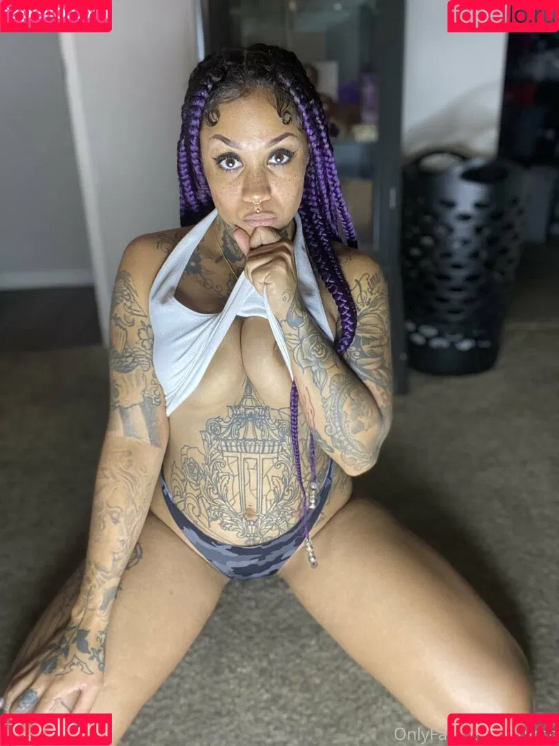 sgliryc Onlyfans Photo Gallery 