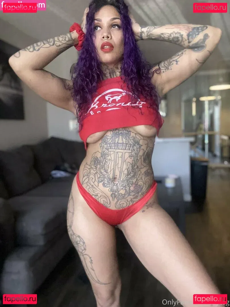 sgliryc Onlyfans Photo Gallery 