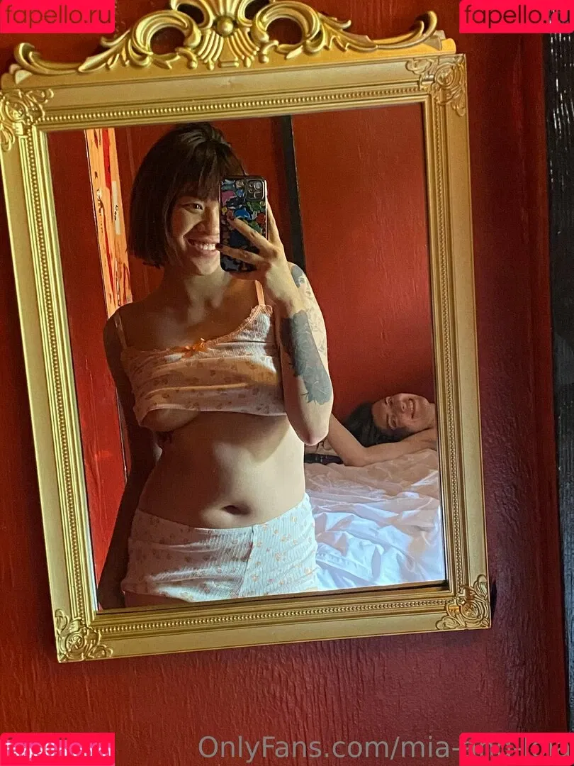 mia-and-lola Onlyfans Photo Gallery 