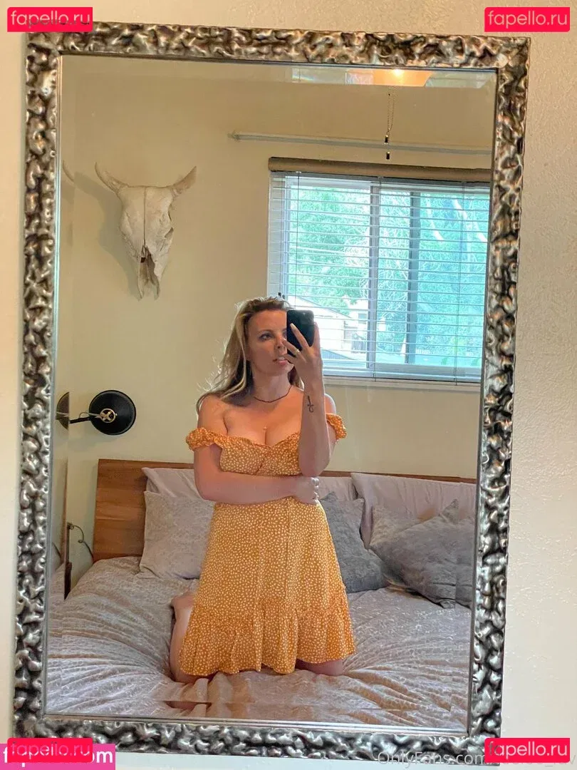 leeloo_luv Onlyfans Photo Gallery 