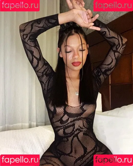 Eden Jabari Onlyfans Photo Gallery 