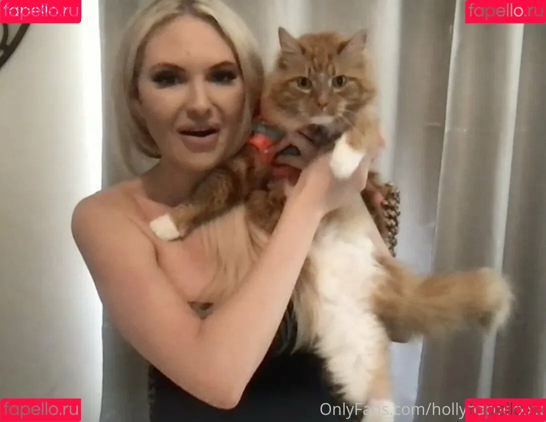 Holly H Onlyfans Photo Gallery 