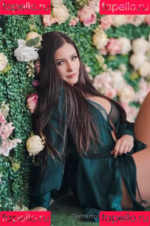 Nana Gouvêa Onlyfans Photo Gallery 