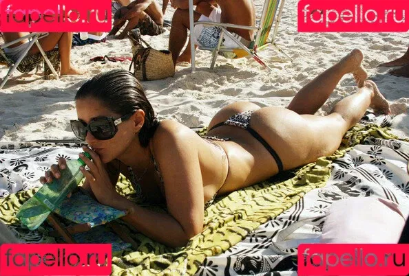 Nana Gouvêa Onlyfans Photo Gallery 