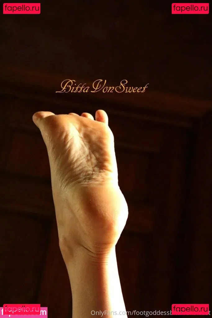 footgoddessbittavonsweet Onlyfans Photo Gallery 