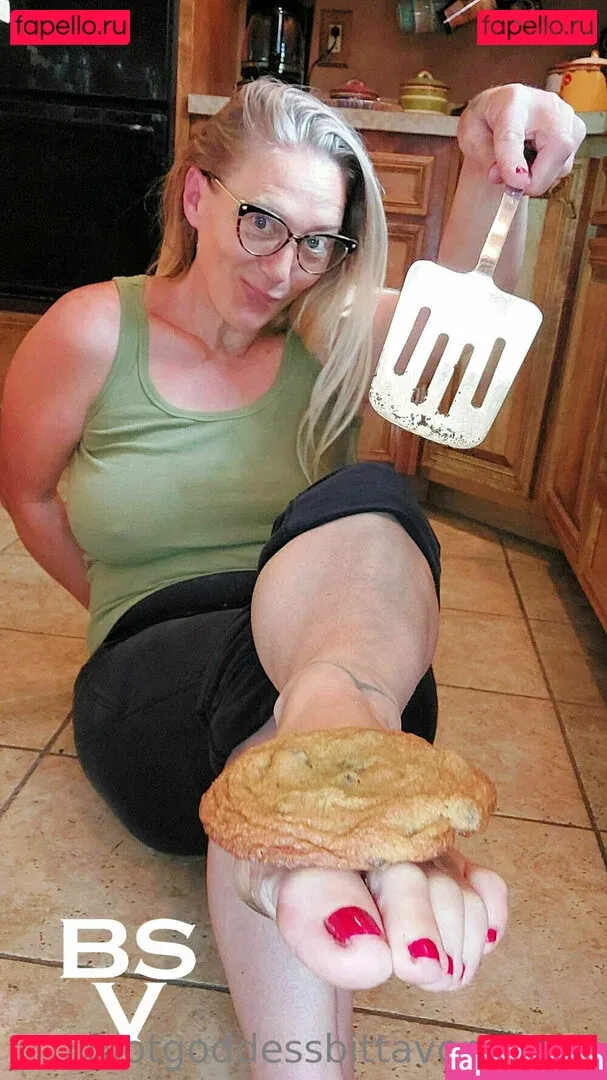 footgoddessbittavonsweet Onlyfans Photo Gallery 