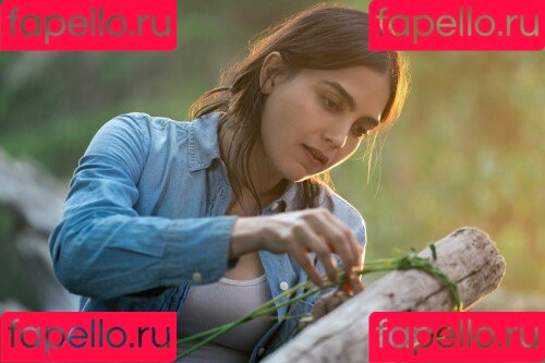 Melissa Barrera Onlyfans Photo Gallery 