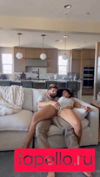 whosbonnieandclyde Nude Onlyfans Photo 20