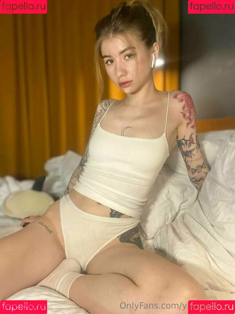 youralice33 Onlyfans Photo Gallery 