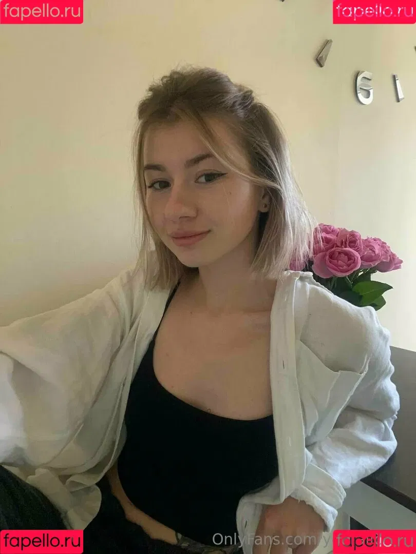 youralice33 Onlyfans Photo Gallery 