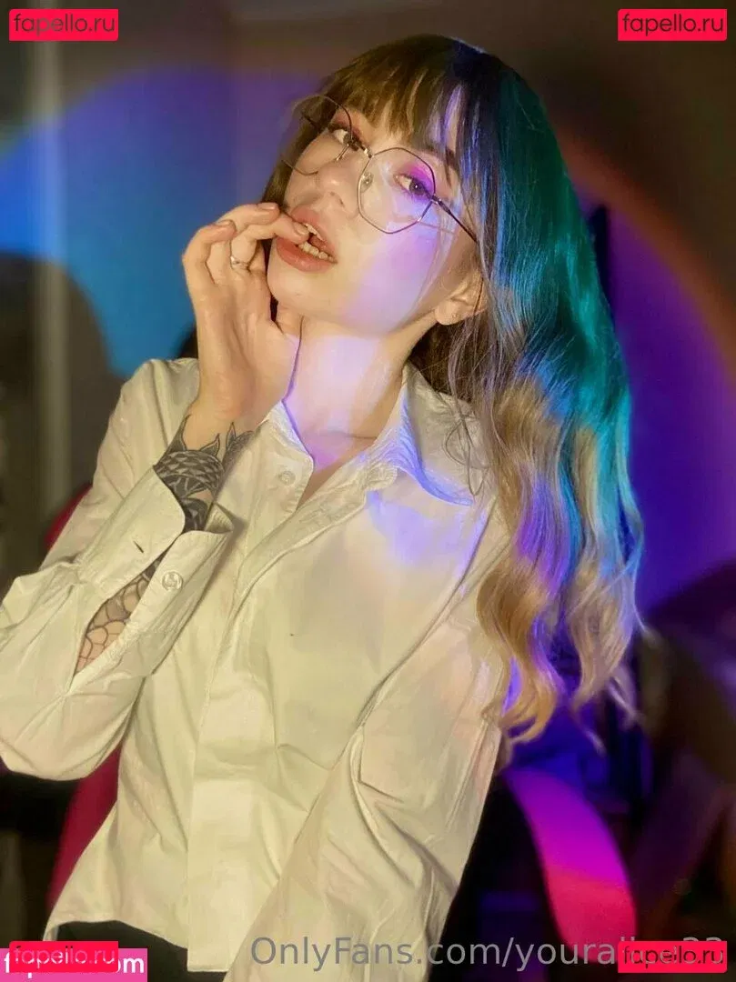 youralice33 Onlyfans Photo Gallery 